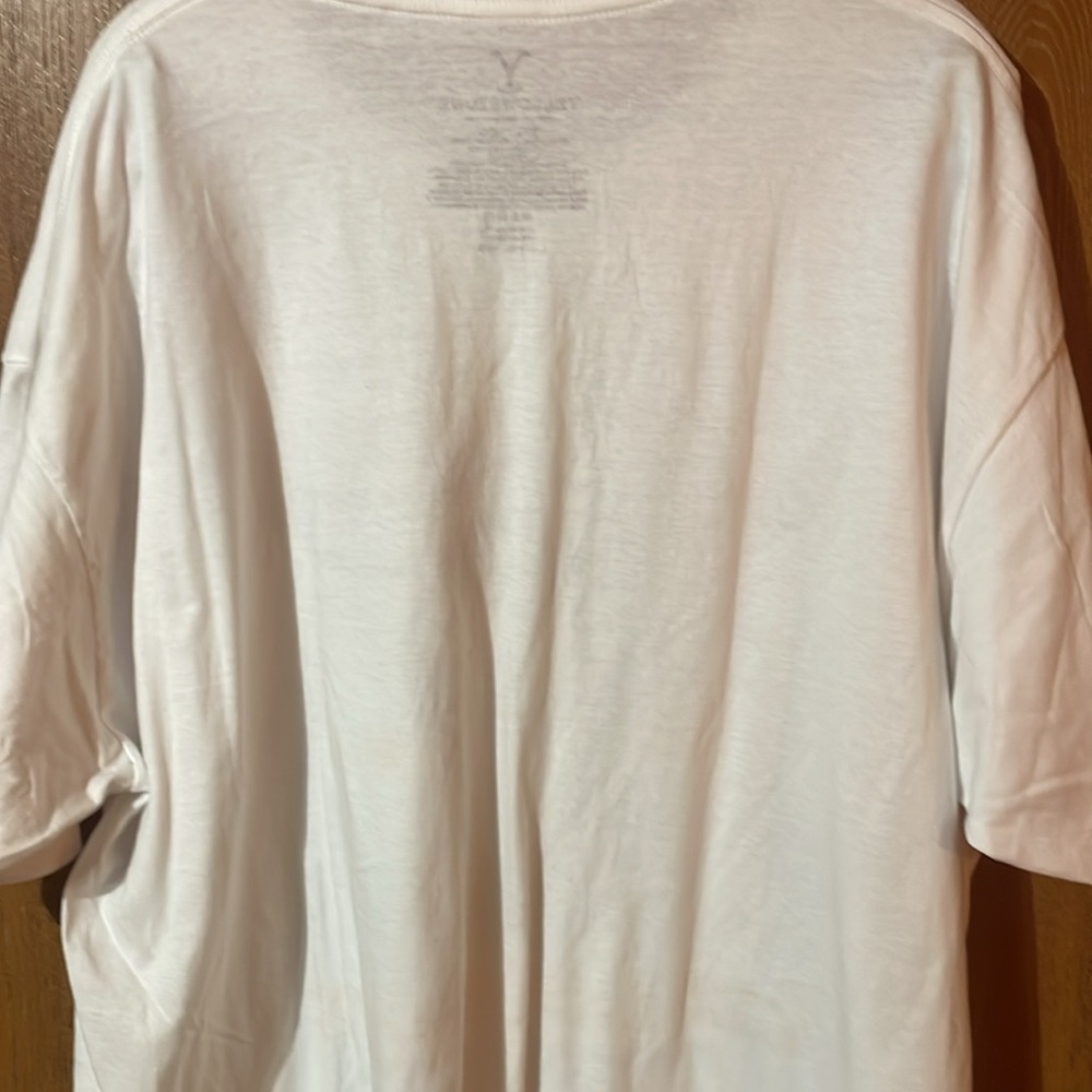 Yellowstone - 2023 - Tshirt - There’s a price to pay for revenge - Picture 4 of 4